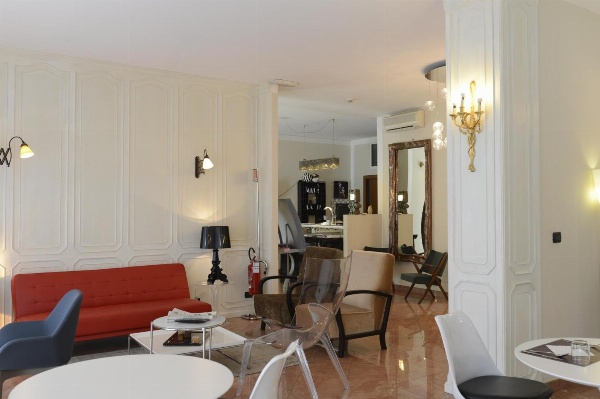 Hotel Tourist image 6