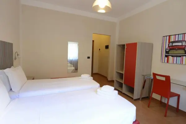 Hotel Tourist 7